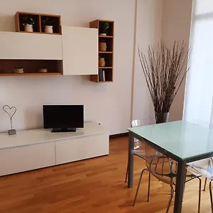 Il Nido Bilocale Niguarda , Milano Italia