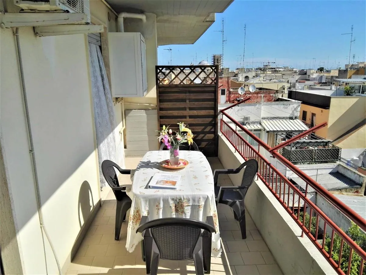 La Bomboniera Apartment Bari 0*,
